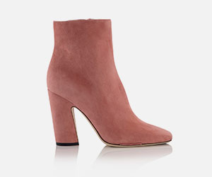 Additional offers from the brand Jimmy Choo 200921-jimmy-choo-angebote-300x250px-1.jpg