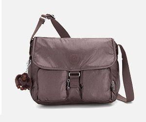 Additional offers from the brand Kipling 200824-kipling-angebote-300x250px-04.jpg